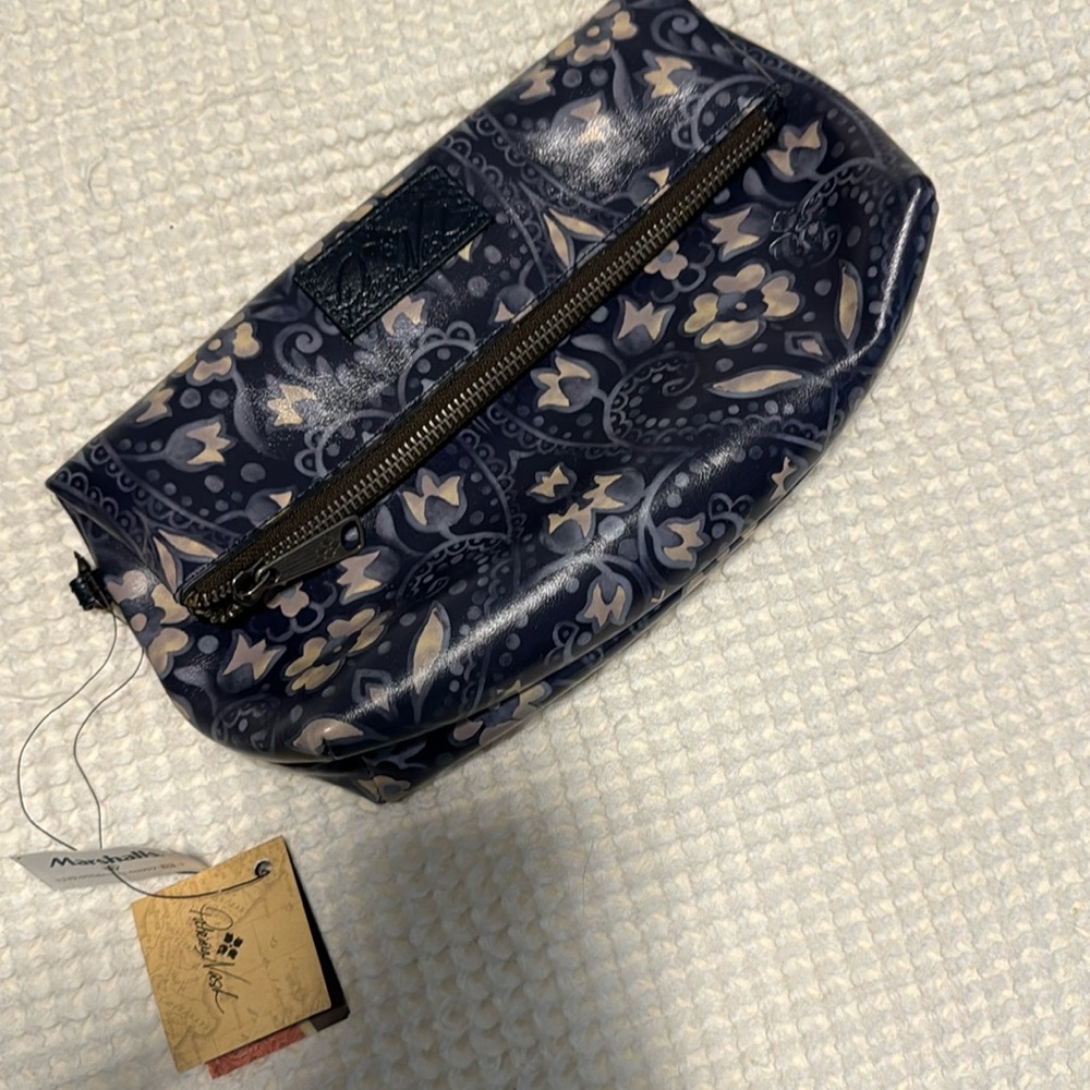 Patricia Nash blue and tan flowered clutch
